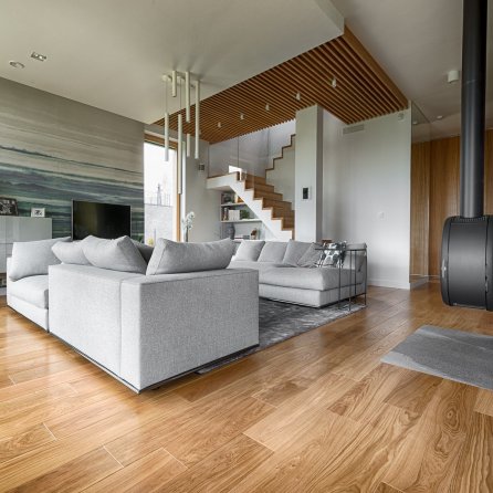 Podłoga lakierowana czy olejowana?