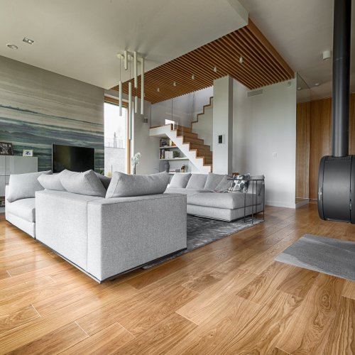 Podłoga lakierowana czy olejowana?