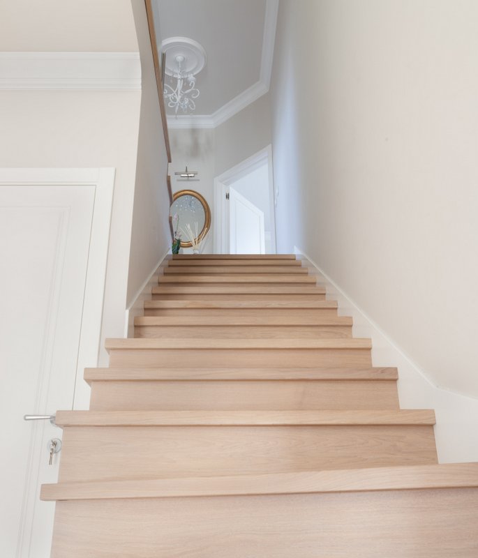 Finish French Spruce Whitewashed Oak