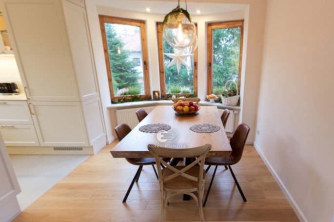 Polish Oaks - Silvery Oak Country - 360°