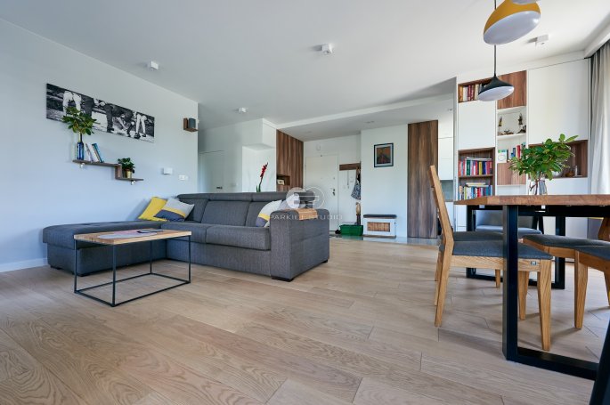 Finish Oak Whitewashed Exclusive Board