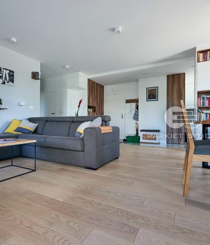 Finish Oak Whitewashed Exclusive Board