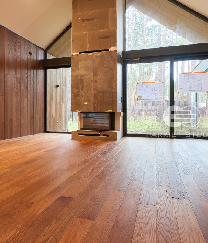 Floor installation - Finish Oak Thermo Antique Nature Board