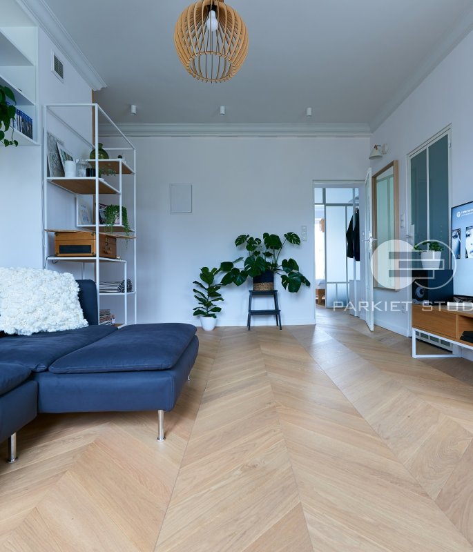 Polish Floors Spruce French Oak Jasmine Select