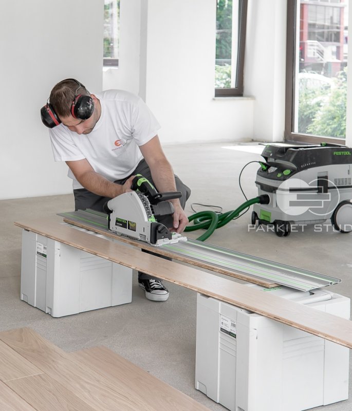 Floor installation - Color Floor Oak White