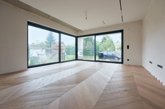Floor installation - Color Floor French Spruce Oak Alaska Natural