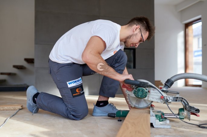 Floor installation - Finish Oak Latte Macchiato Board