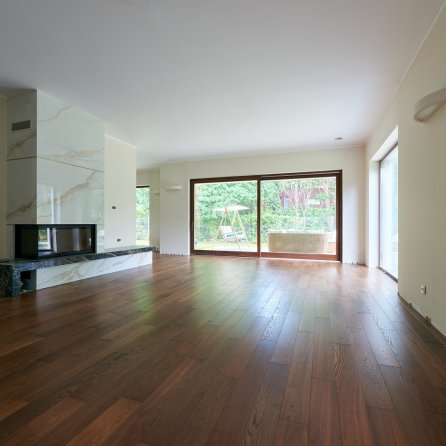 Montaż podłogi - Finish Deska Dąb Thermo Antyk Natura