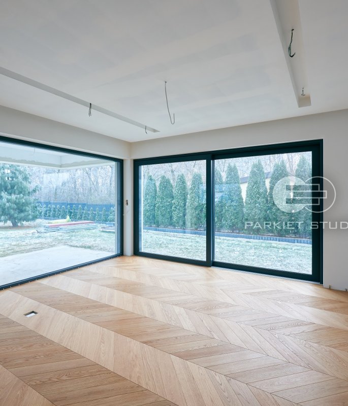 Floor installation - Finish French Fir Oak Exclusive