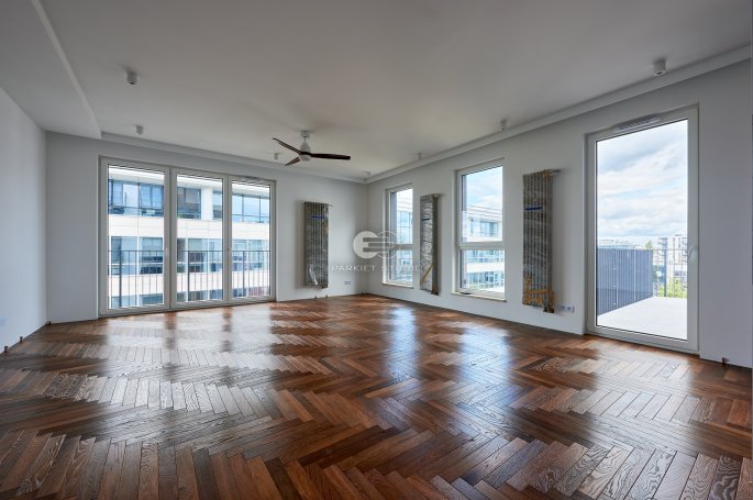 Floor installation - Finish Fir Classic Oak Thermo Antique Parquet