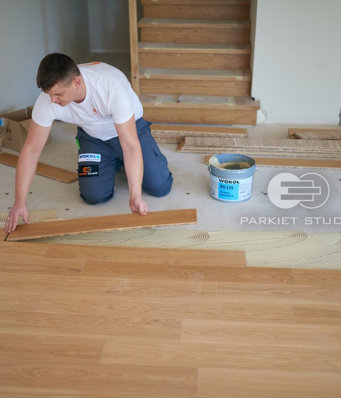 Floor installation - Oak Exclusive Finish Board