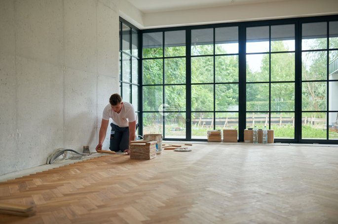 Floor installation - Mechanically Aged Parquet
