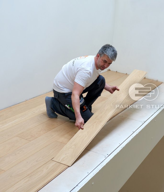 Floor installation - Polish Oaks - Sandy Oak Prime