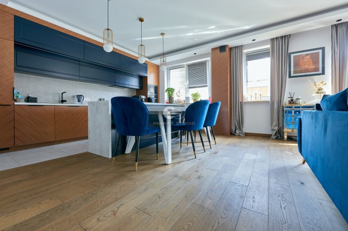 Polish Oaks - Shining Oak