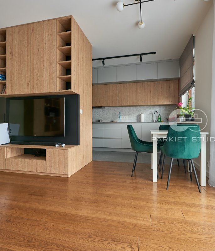 Walczak - Oak Walnut