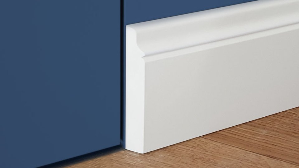 Zakończenie cieniowane pod kątem 45' - drzwi ukryte