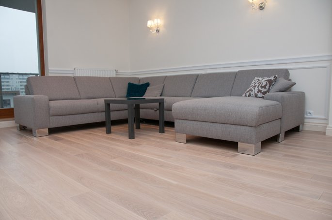 Finish Oak White-Washed Exclusive Board