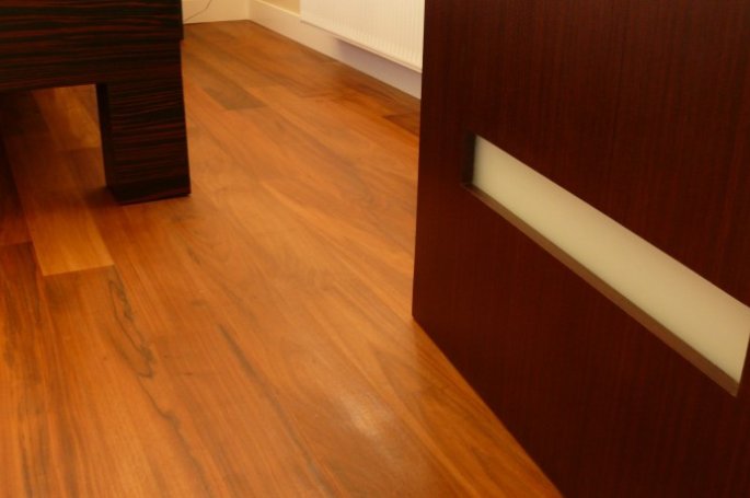 Exo Line Teak Indonezyjski