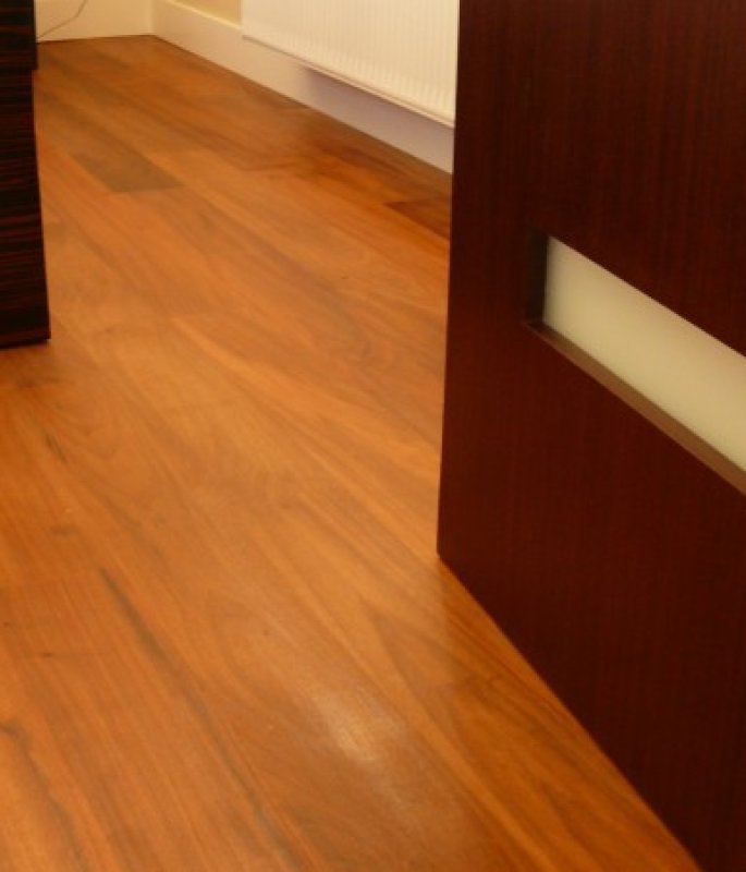 Exo Line Teak Indonezyjski