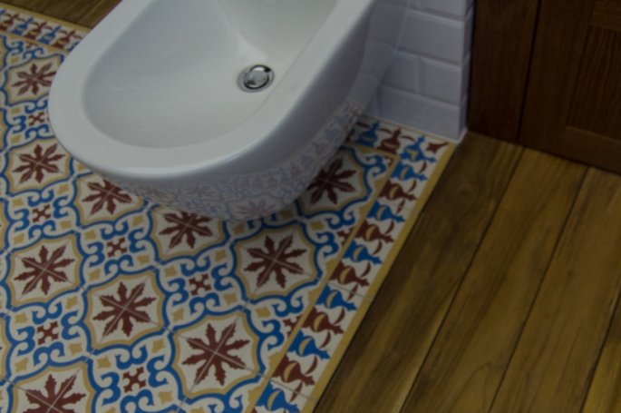 Exo Line Teak Indonesian