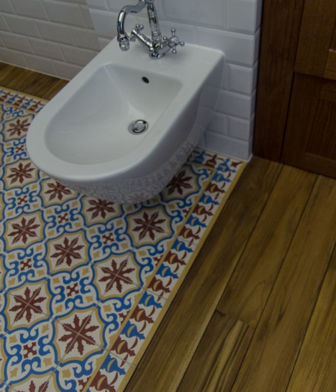 Exo Line Teak Indonesian